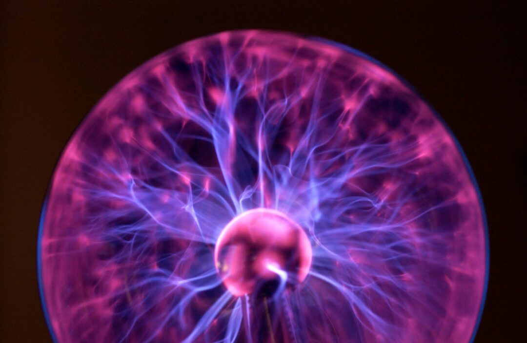 plasma-ball-with-abstract-pink-and-purple-lights-2026-03-24-14-10-21-utc